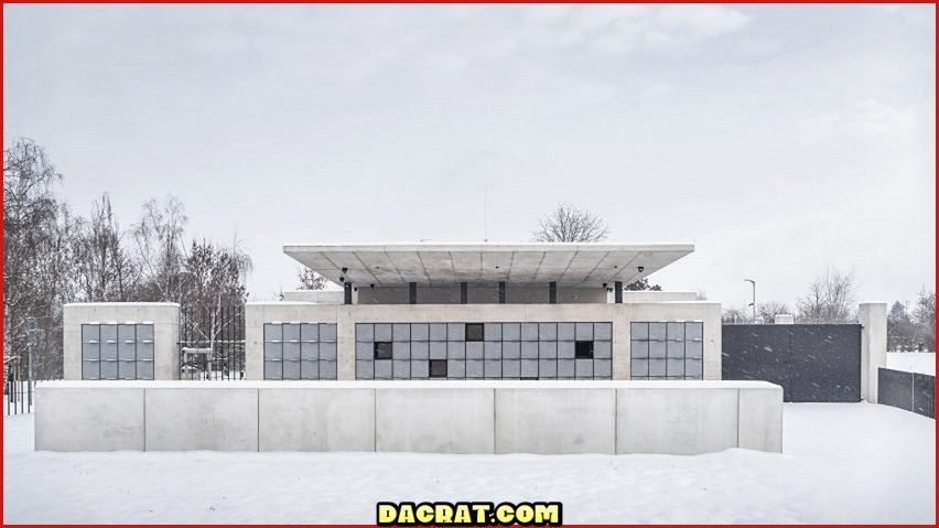 Cementerio del jardín del refugio de servicios públicos de Objektor cerca de Praga